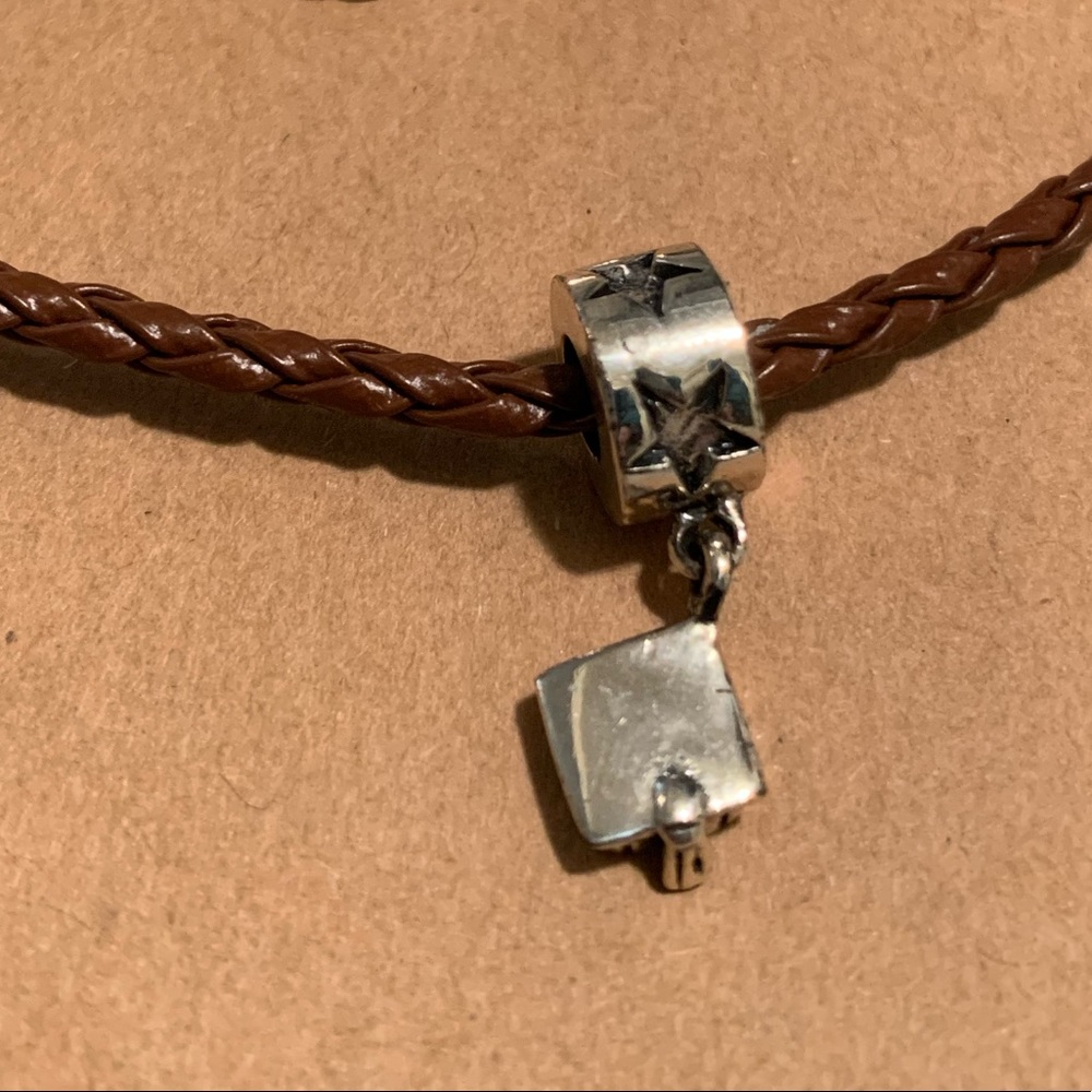 Graduation cap charm with bracelet